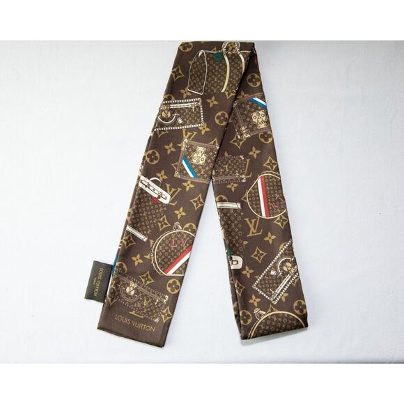 LOUIS VUITTON Brown Monogram Trunk Bandeau 100% Silk Scarf CC0135 - Picture 1 of 3